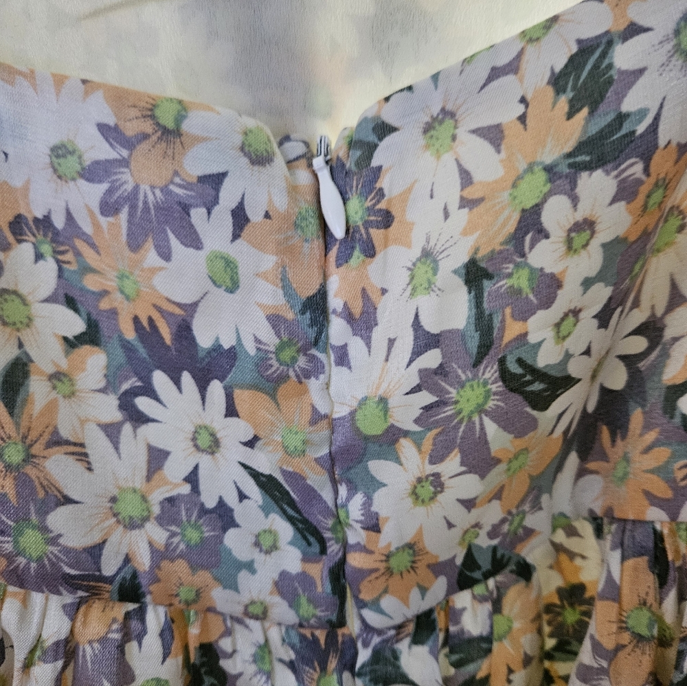 Storia Floral Blouse with Puff Sleeves & Shimmer Accent Sz Sm - Picture 5 of 7